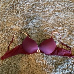 Body by Victoria’s Secret Push-up bra